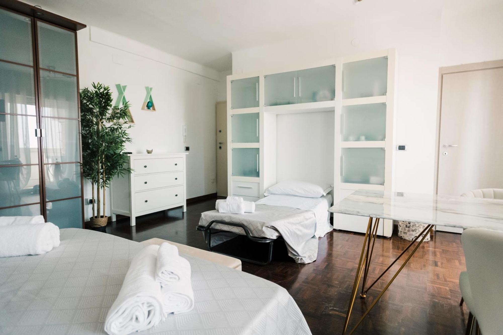 Bari Central Suite - Central Apartment With Sea View - Bari Exterior photo